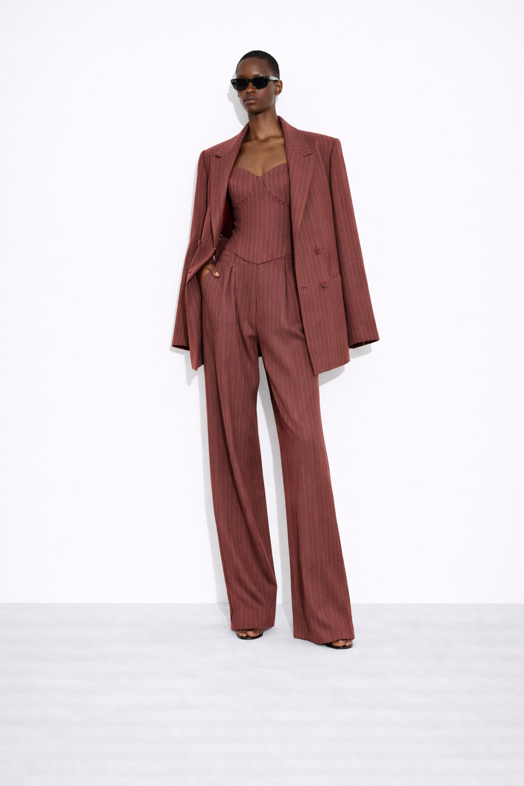 ISABELLA CEKET BORDO